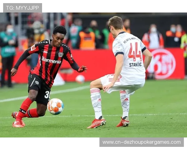 门兴门将尼古拉斯屡献神扑，多特蒙德攻势受阻